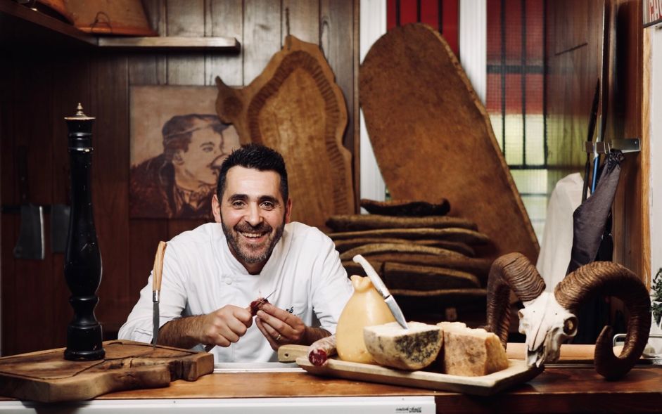 Attilio Curreli, titolare del ristorante "Ajò", cucina tipica sarda.