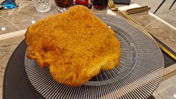 Isabella de Cham Pizza Fritta 

