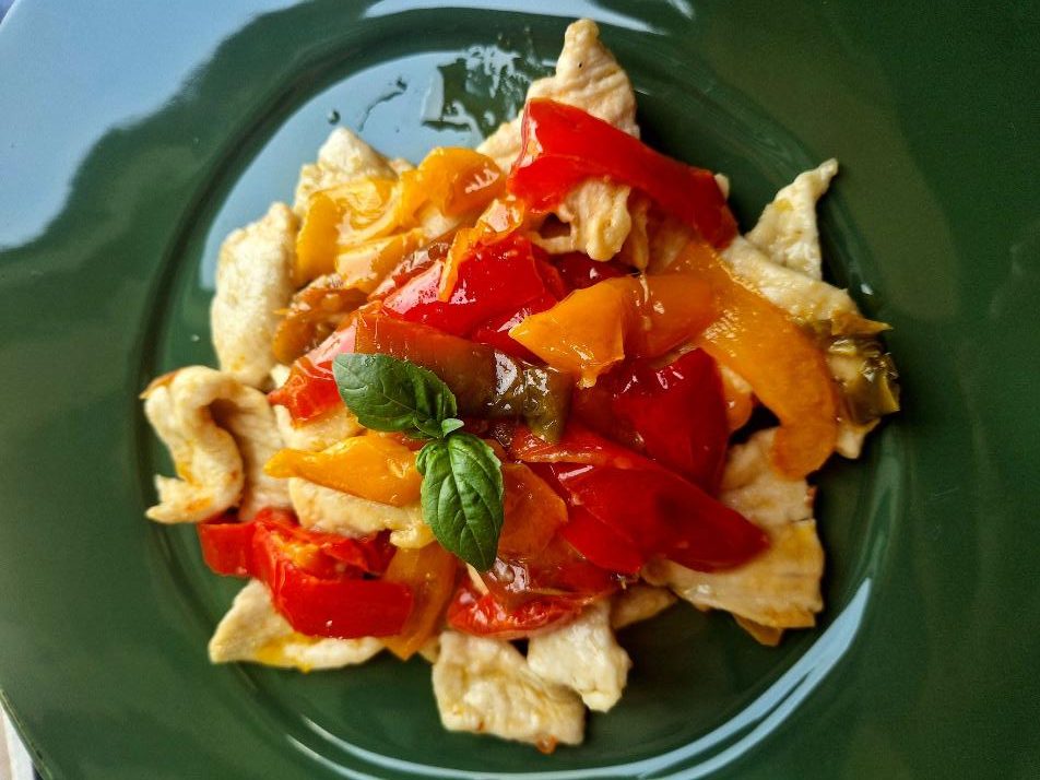 Straccetti di pollo ai peperoni 2